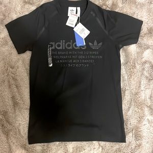 Never Worn Mens Black Adidas Shirt good condition slightly wrinkled